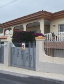 Villa in Arona